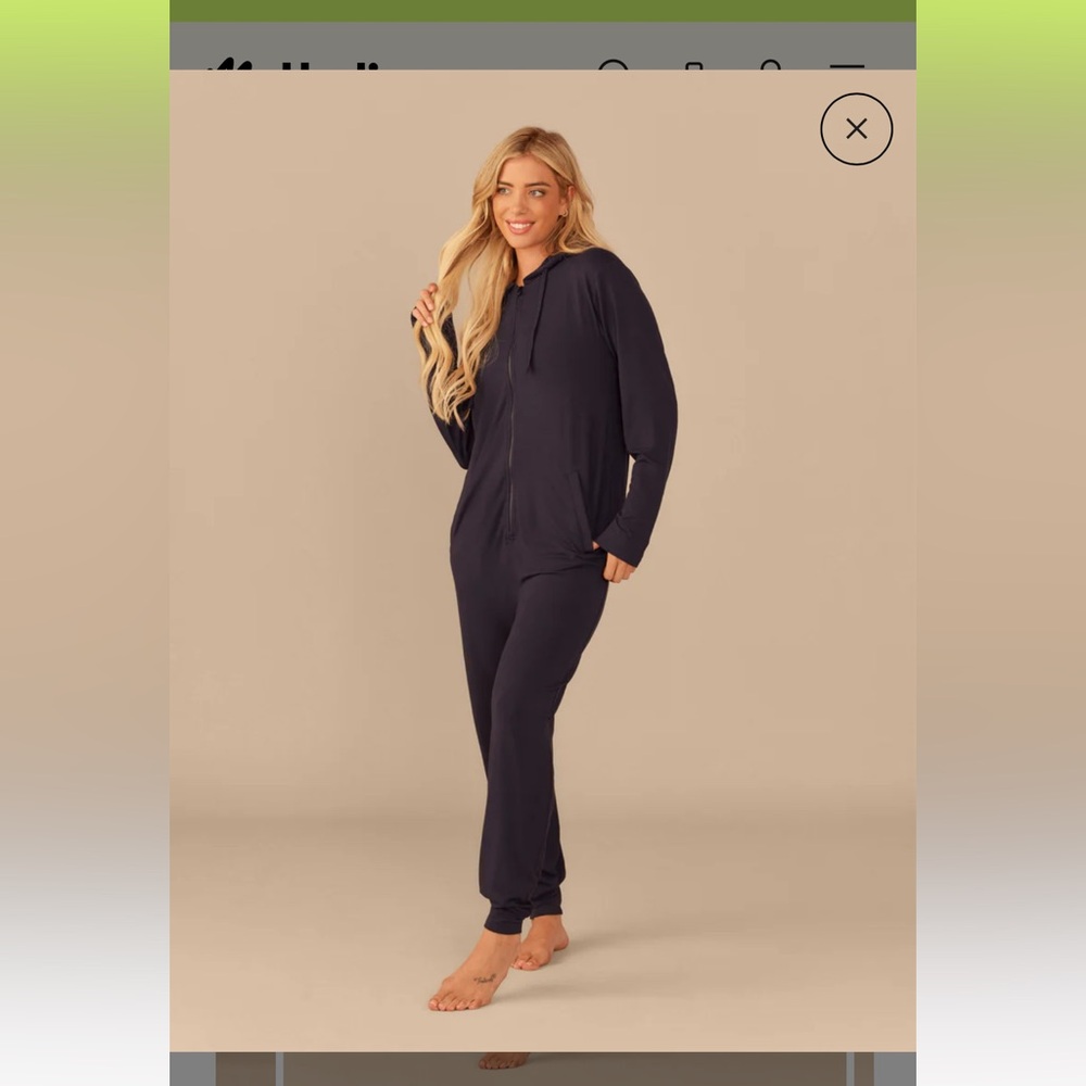 MeUndies Black Onesie L/XL Unisex